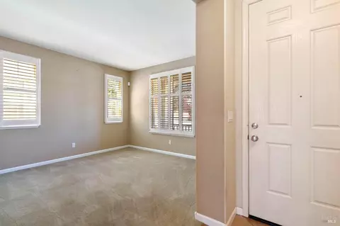 2461 Sheldon Dr, Fairfield, CA 94533 photo 8