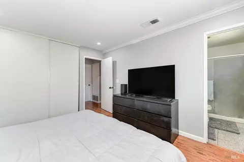 Bedroom - 1398 Severus Dr, Vallejo, CA 94589 photo 1 of 6
