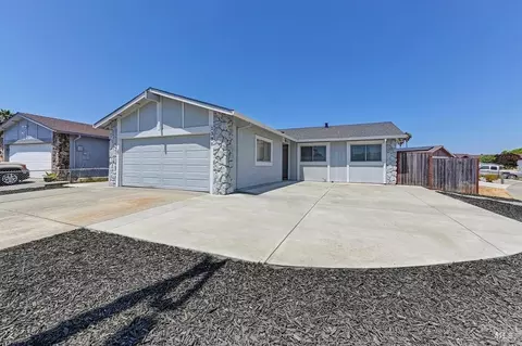 1398 Severus Dr, Vallejo, CA 94589 photo 1