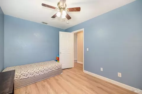 365 Eagle Ln, Vacaville, CA 95687 photo 19