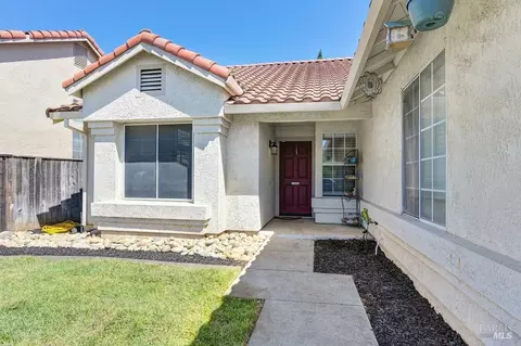 365 Eagle Ln, Vacaville, CA 95687 photo 4