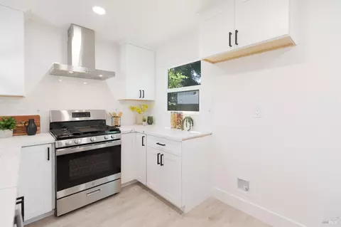 125 Dewitt Ave, Napa, CA 94558 photo 12