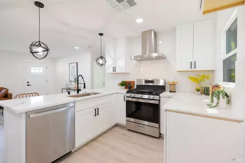 125 Dewitt Ave, Napa, CA 94558 photo 13