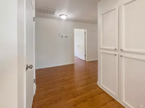 Entry Way - 1810 Mistler St, Dixon, CA 95620 photo 3 of 5