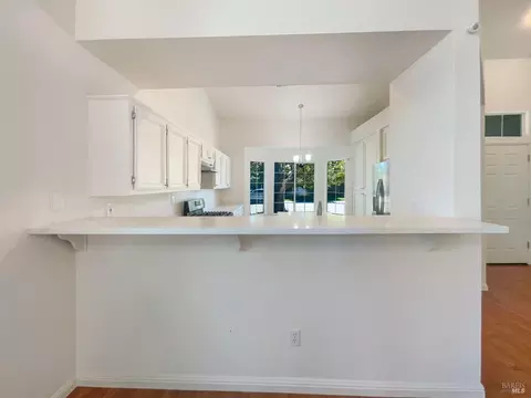 Kitchen - 1810 Mistler St, Dixon, CA 95620 photo 2 of 4