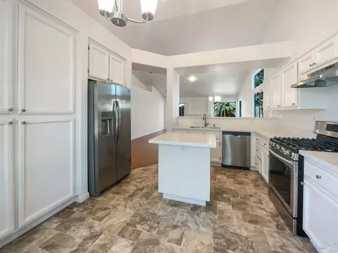 Kitchen - 1810 Mistler St, Dixon, CA 95620 photo 1 of 4