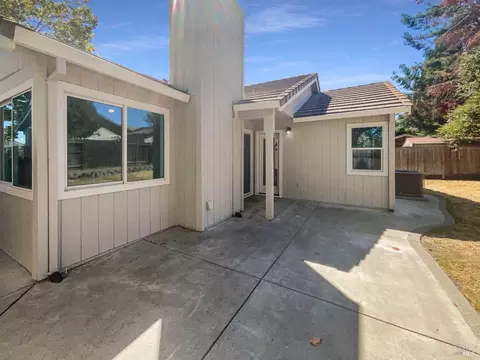 Exterior - 1810 Mistler St, Dixon, CA 95620 photo 11 of 11