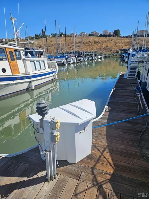 2012 Glen Cove Marina Rd E, Vallejo, CA 94591 photo 5