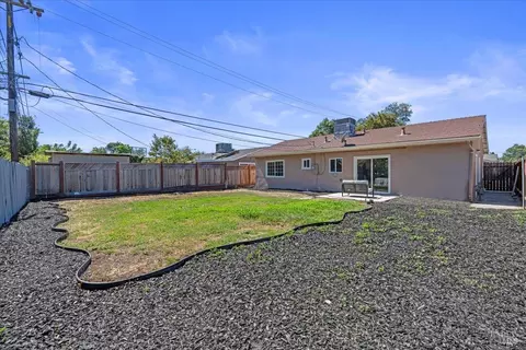 1036 Johnson St, Fairfield, CA 94533 photo 25