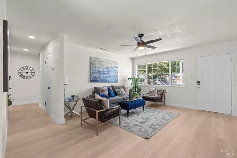 1036 Johnson St, Fairfield, CA 94533 photo 6