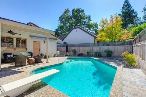 Exterior - 166 Hillview Dr, Vacaville, CA 95688 photo 6 of 9
