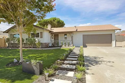 155 Downie Dr, Vallejo, CA 94589 photo 3