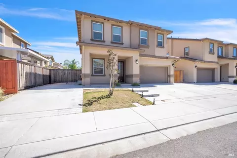 526 Epic St, Vacaville, CA 95688 photo 3