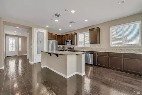 526 Epic St, Vacaville, CA 95688 photo 8
