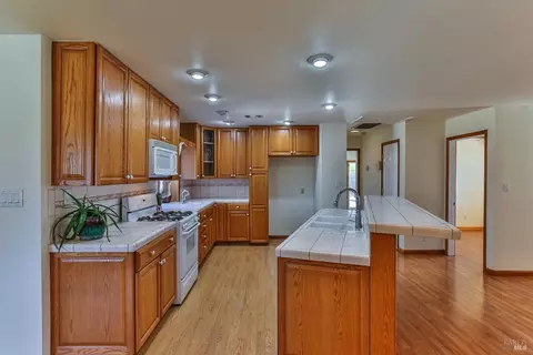 9124 Boyce Rd, Winters, CA 95694 photo 10