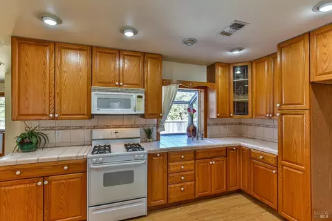 9124 Boyce Rd, Winters, CA 95694 photo 11