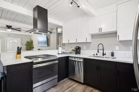 936 Palou St, Vallejo, CA 94591 photo 10