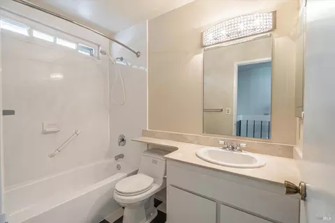 118 Evergreen Way, Vallejo, CA 94591 photo 13