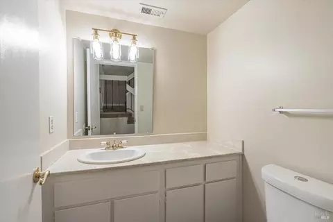 118 Evergreen Way, Vallejo, CA 94591 photo 11