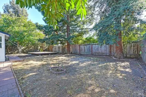 855 Jeffrey Ln, Dixon, CA 95620 photo 24