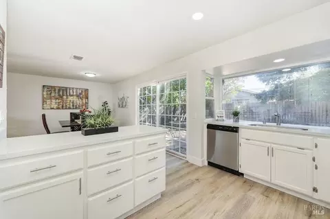 855 Jeffrey Ln, Dixon, CA 95620 photo 12