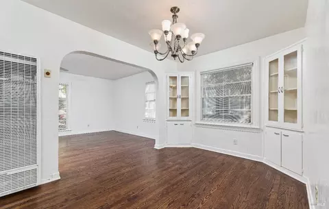 Living - 501 Wallace Ave, Vallejo, CA 94590 photo 1 of 4