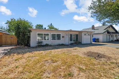 325 Bell Ave, Fairfield, CA 94533 photo 3