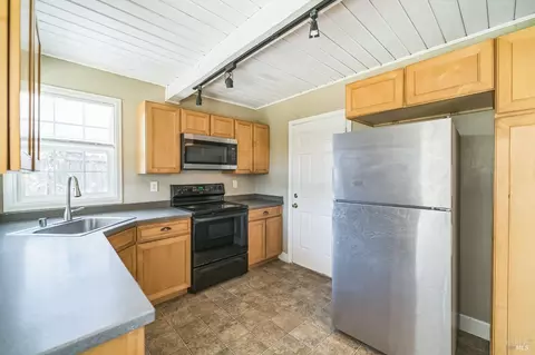 325 Bell Ave, Fairfield, CA 94533 photo 15
