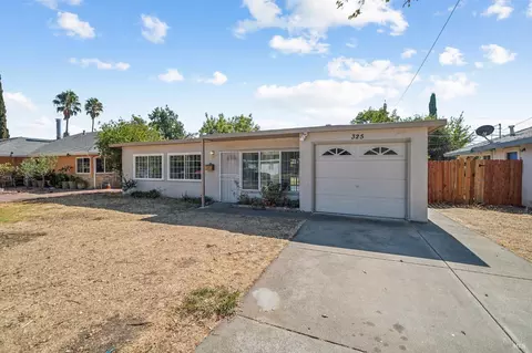 325 Bell Ave, Fairfield, CA 94533 photo 2