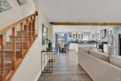 Entry Way - 276 Bowline Dr, Vacaville, CA 95687 photo 1 of 3