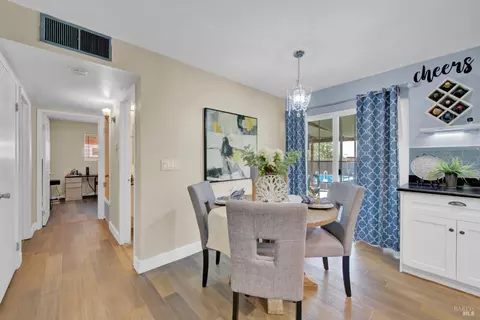 Dining - 276 Bowline Dr, Vacaville, CA 95687 photo 1 of 4