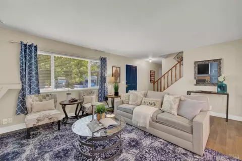 Living - 276 Bowline Dr, Vacaville, CA 95687 photo 4 of 5