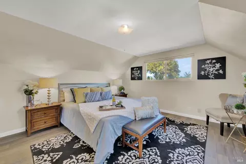 Bedroom - 276 Bowline Dr, Vacaville, CA 95687 photo 5 of 7