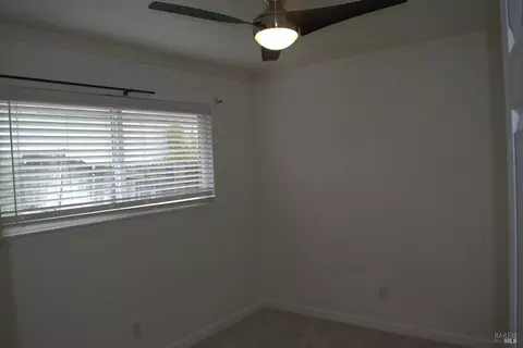 Bedroom - 2511 Carnation Dr, Fairfield, CA 94533 photo 4 of 5