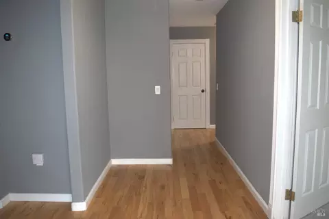 Entry Way - 2511 Carnation Dr, Fairfield, CA 94533 photo 1 of 1