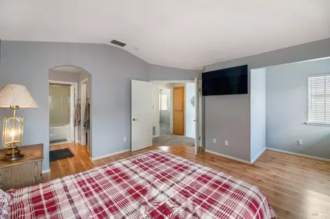1069 Warren Dr, Petaluma, CA 94952 photo 11