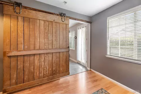 1069 Warren Dr, Petaluma, CA 94952 photo 28