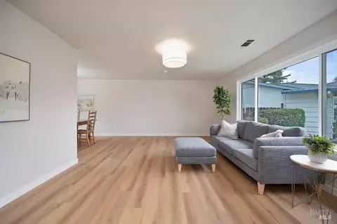 Living - 150 Wayne Ct, Vacaville, CA 95687 photo 1 of 14