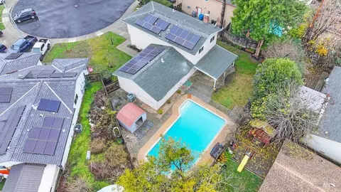 View/Area - 150 Wayne Ct, Vacaville, CA 95687 photo 3 of 4