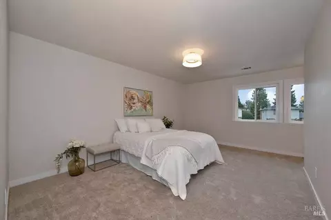 Bedroom - 150 Wayne Ct, Vacaville, CA 95687 photo 12 of 15
