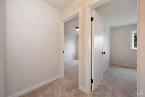 Entry Way - 150 Wayne Ct, Vacaville, CA 95687 photo 7 of 10