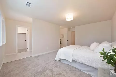 Bedroom - 150 Wayne Ct, Vacaville, CA 95687 photo 15 of 15