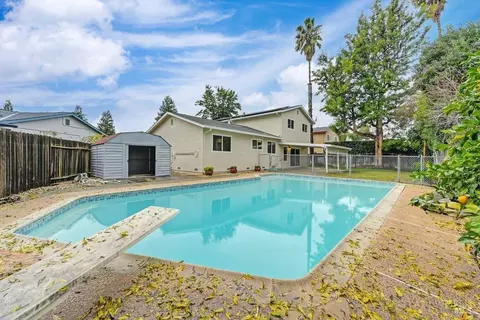 Exterior - 150 Wayne Ct, Vacaville, CA 95687 photo 19 of 21