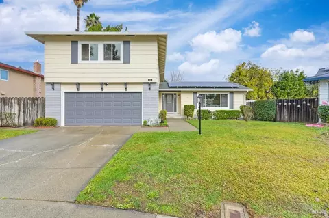 Exterior - 150 Wayne Ct, Vacaville, CA 95687 photo 2 of 21