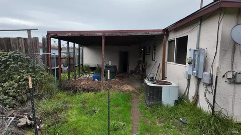 160 Simonton St, Vallejo, CA 94589 photo 2