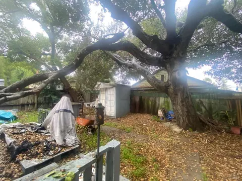 415 Wallace Ave, Vallejo, CA 94590 photo 8