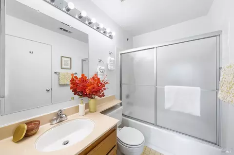 126 Nantucket Ln, Vallejo, CA 94590 photo 38