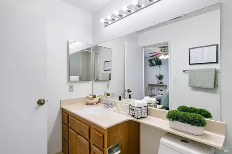 126 Nantucket Ln, Vallejo, CA 94590 photo 32