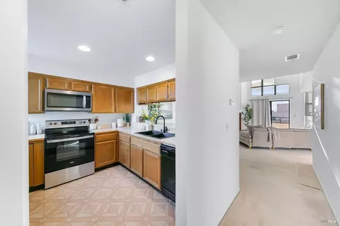 126 Nantucket Ln, Vallejo, CA 94590 photo 7