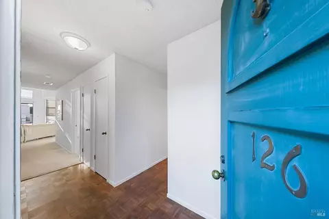 126 Nantucket Ln, Vallejo, CA 94590 photo 5